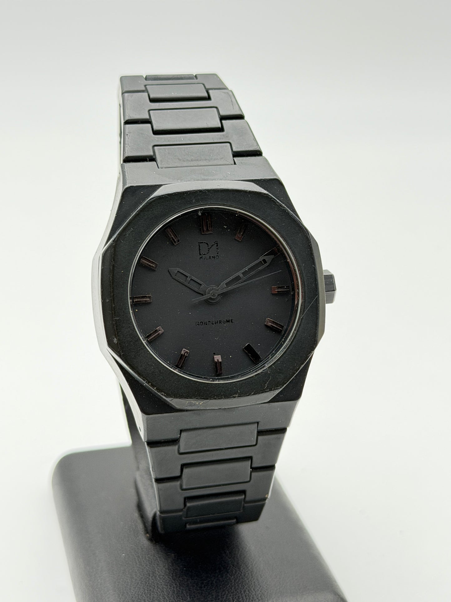 d1 Milano monochrome  41mm