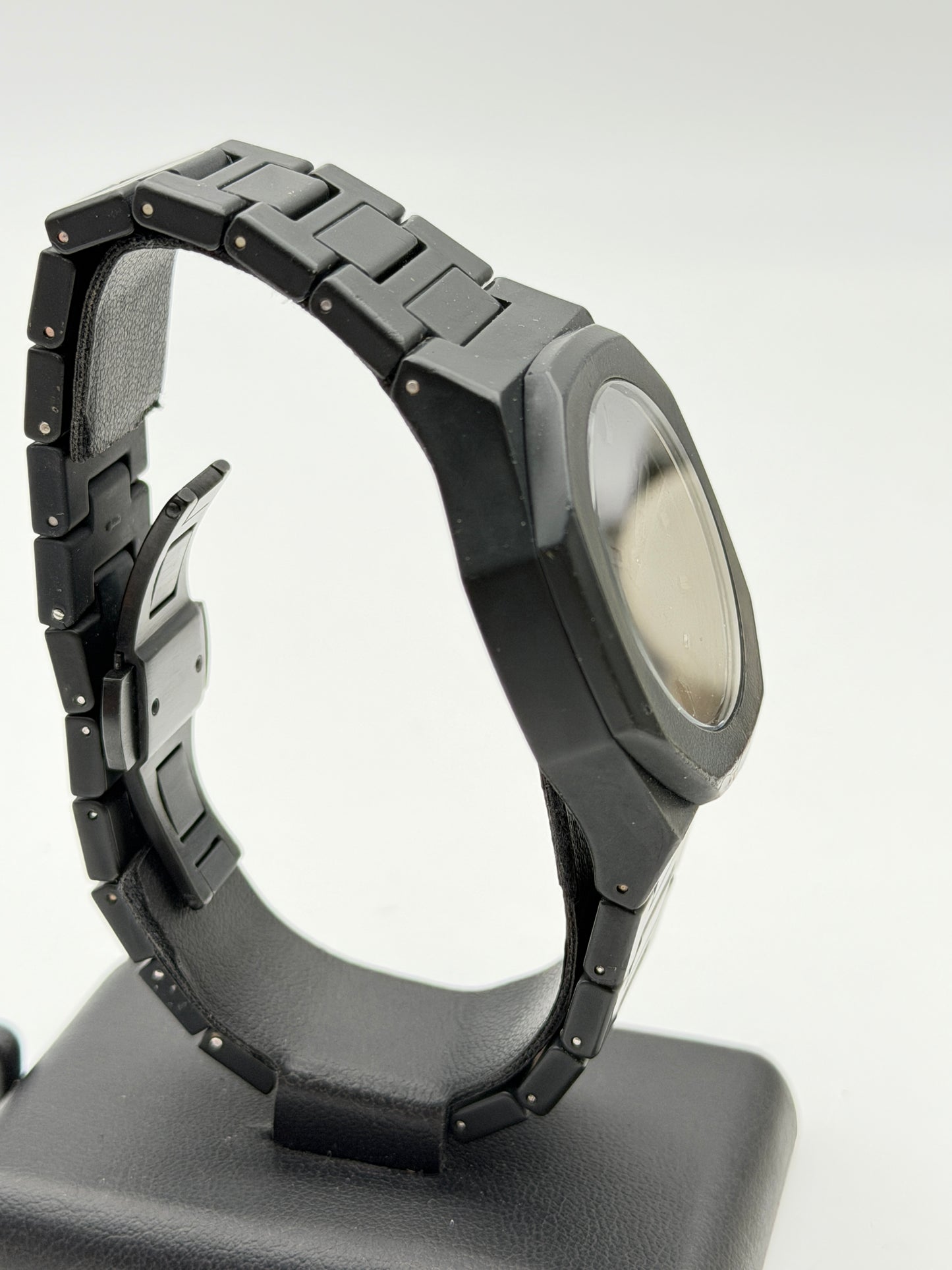d1 Milano monochrome  41mm