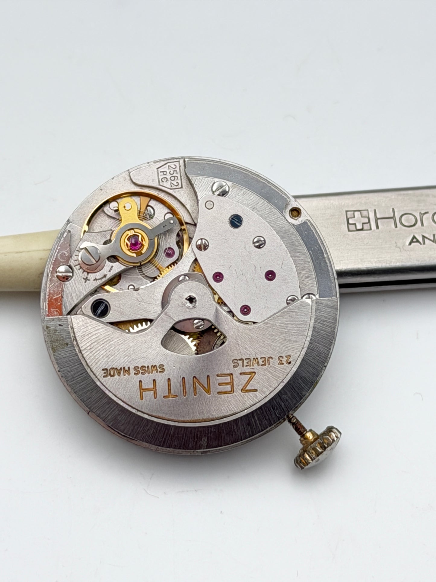 zenith 2552 pc automatic movement movimento