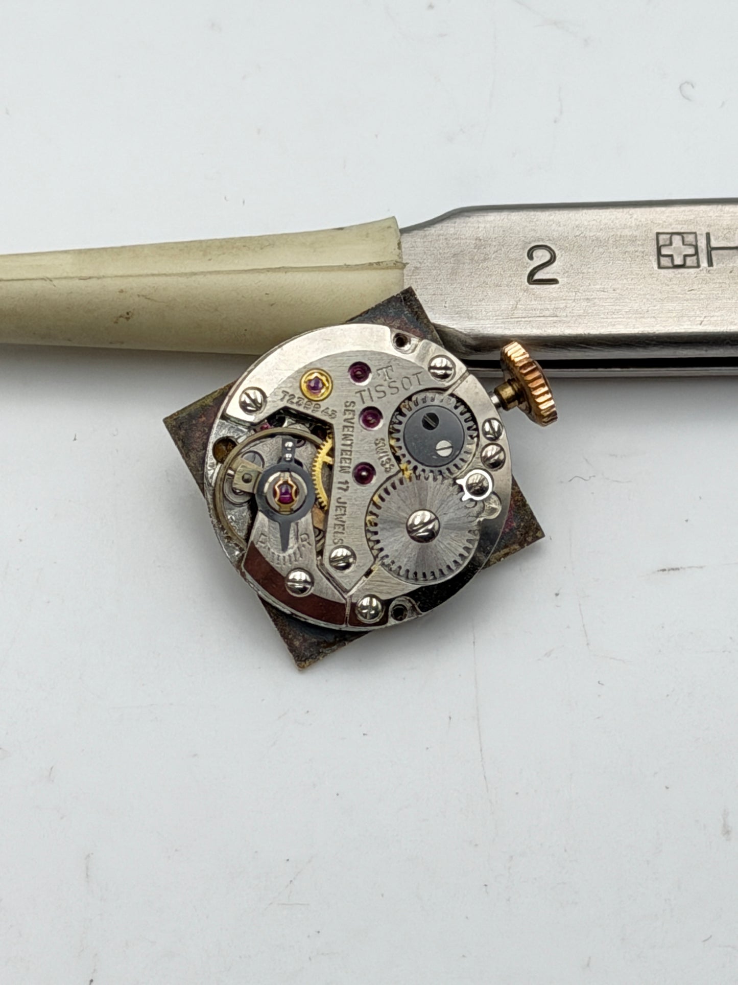 tissot stylist 709-2 movement movimento