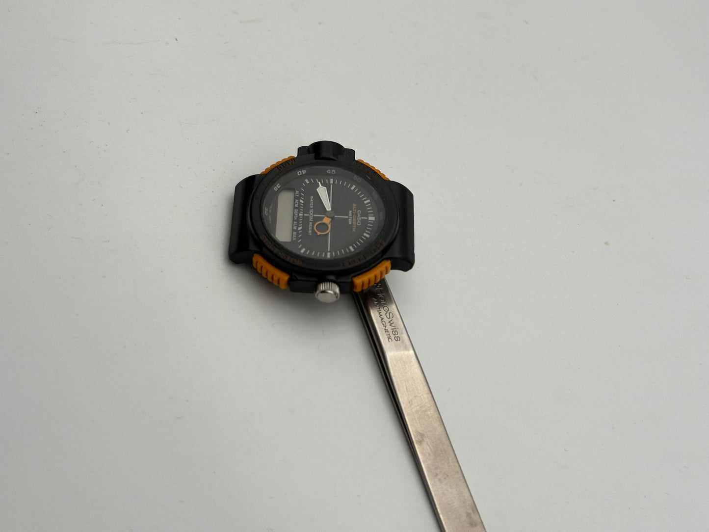 casio alti-depht meter arw-320 44mm vintage