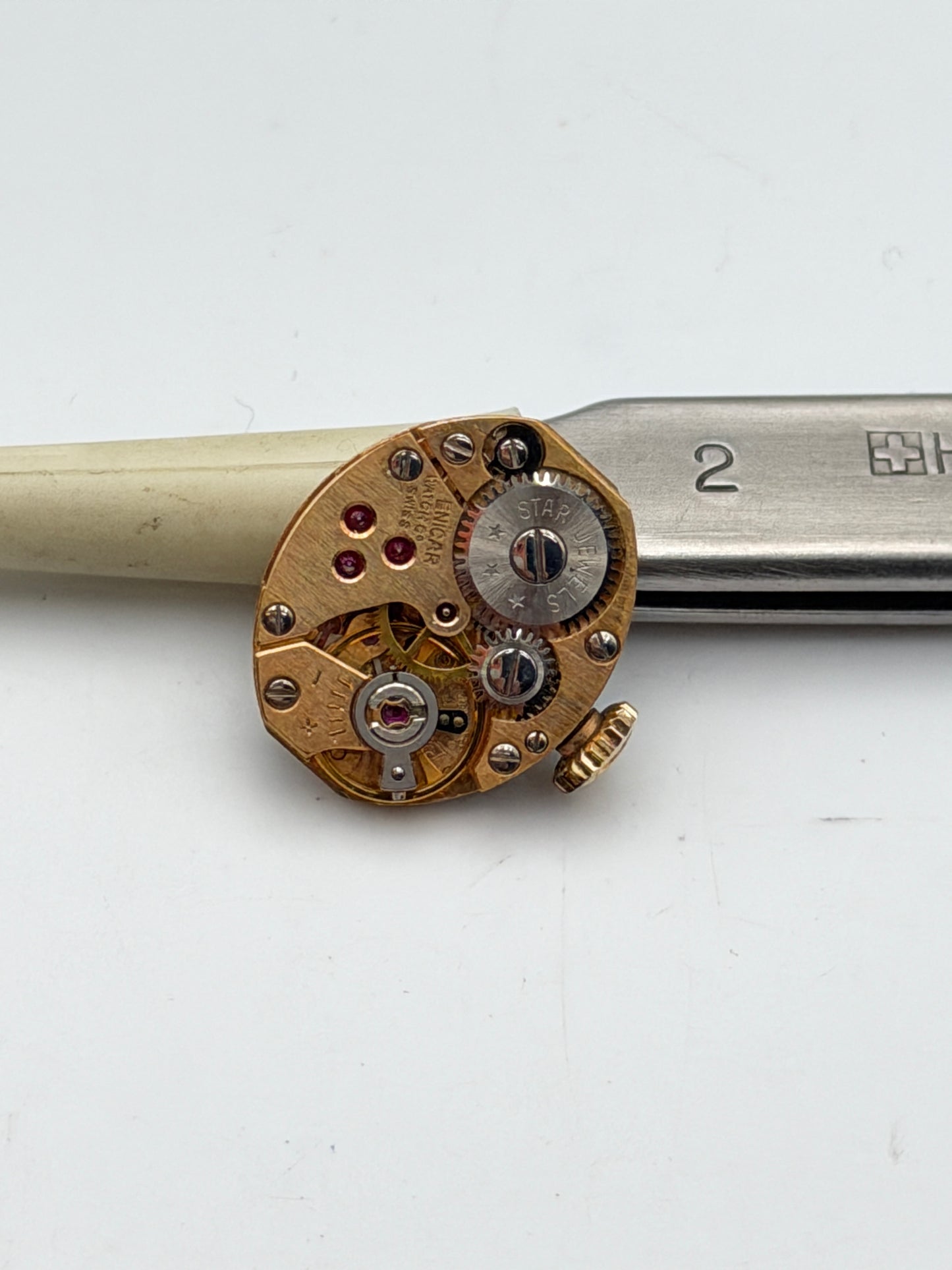 enicar star jewels movement movimento
