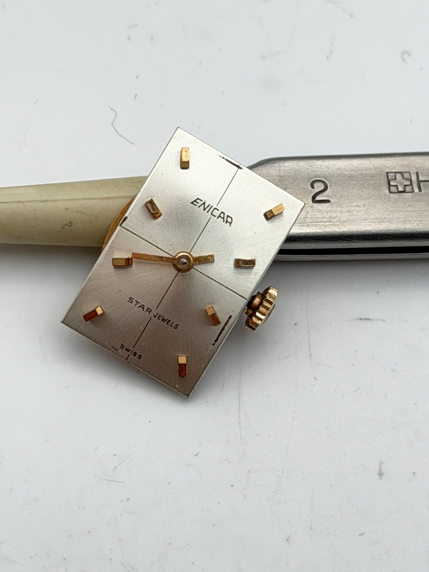 enicar star jewels movement movimento