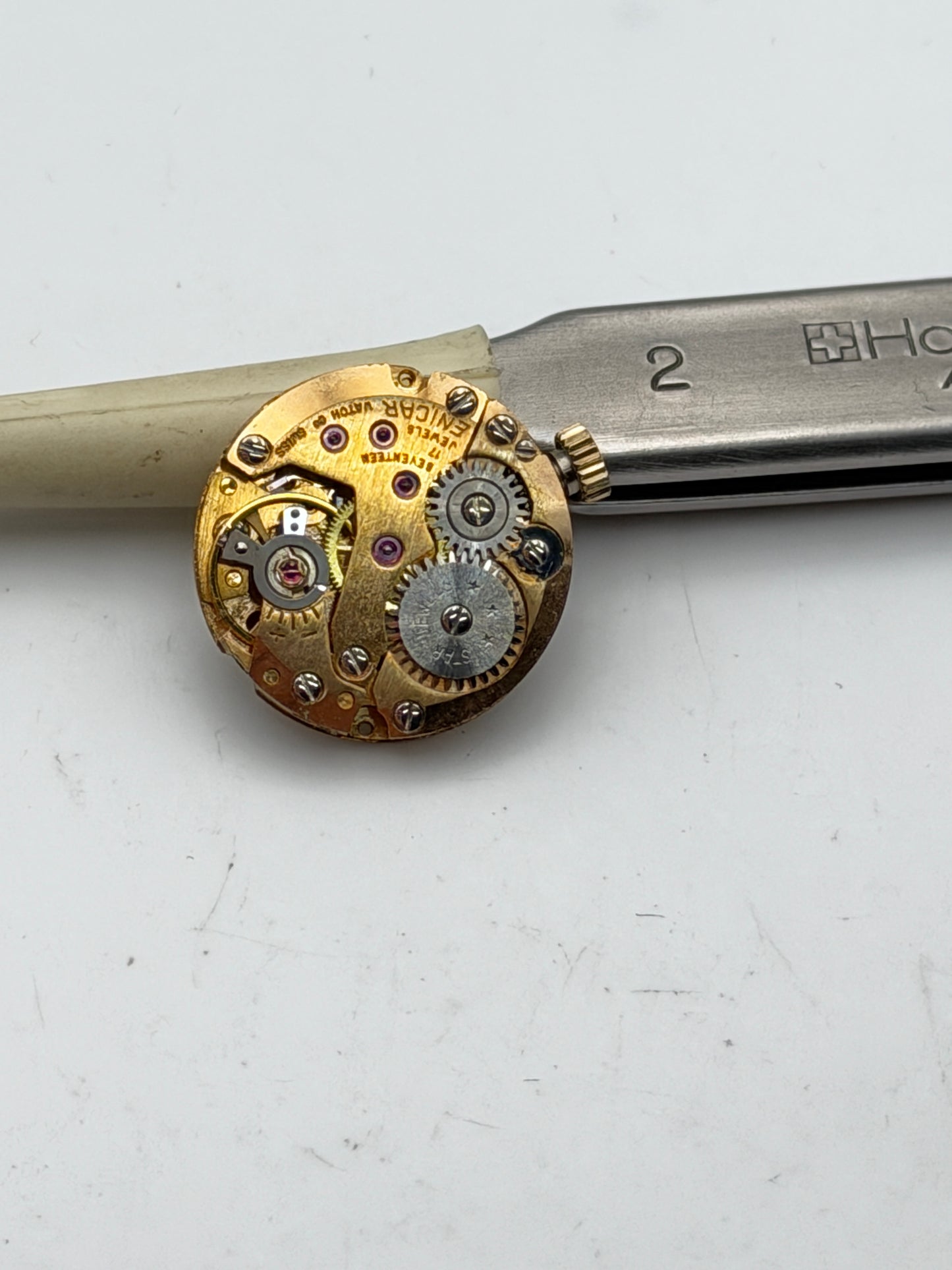 enicar star jewels movement movimento