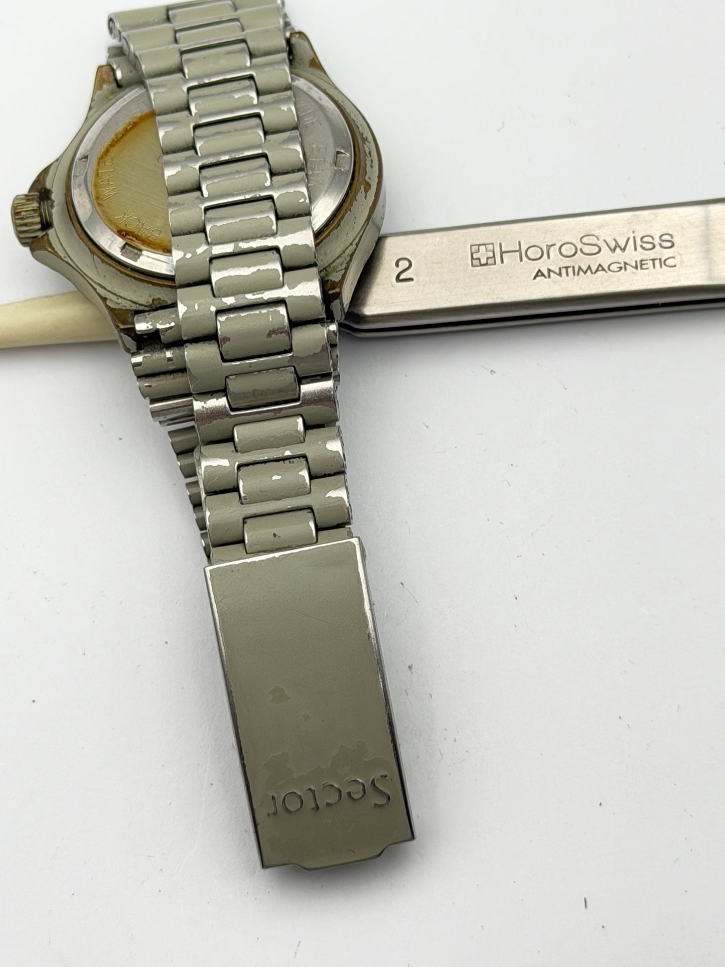 sector quartz 2918 31mm