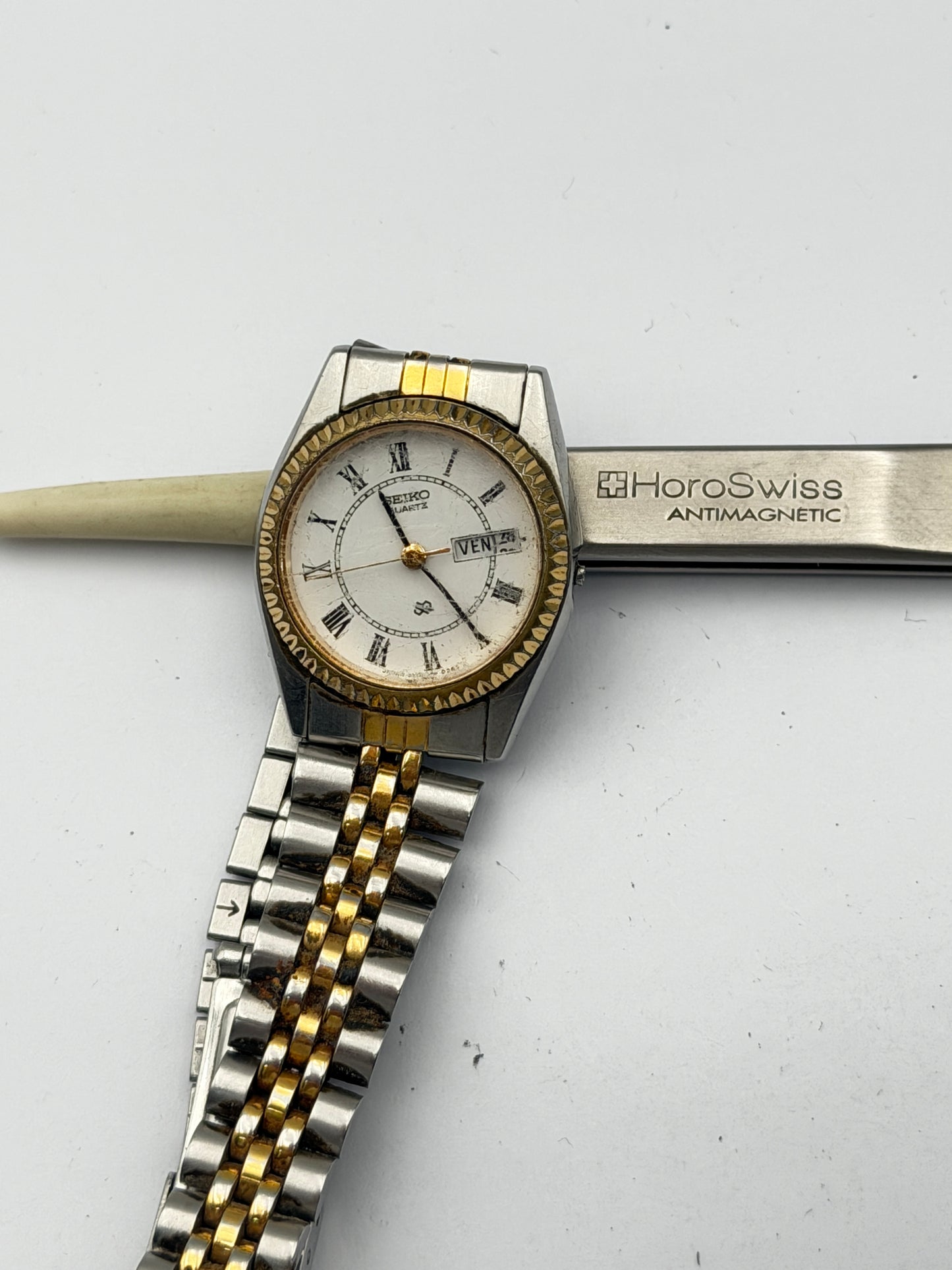 seiko quartz sq 3y03-0160 24mm