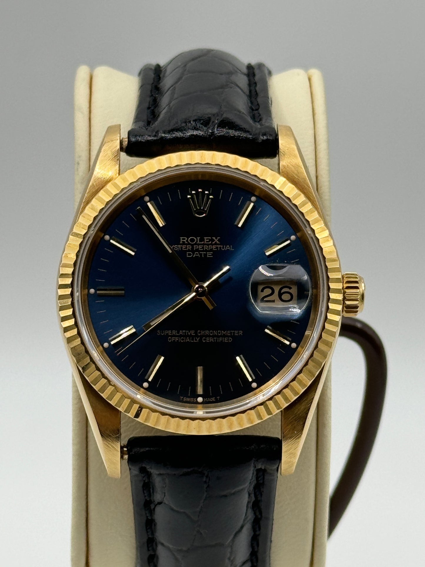Descrizione Rolex Oyster Perpetual Date 15238 18kt