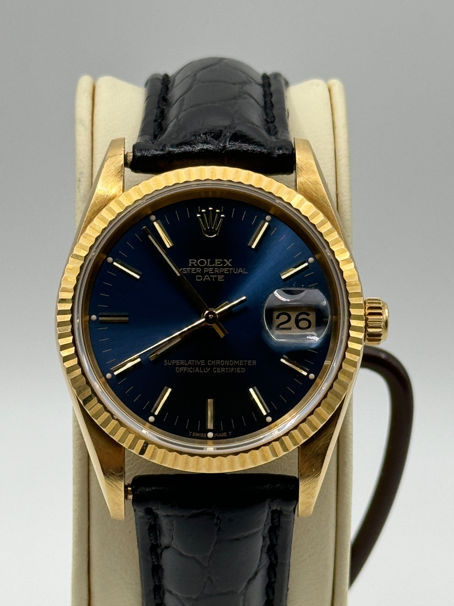 Descrizione Rolex Oyster Perpetual Date 15238 18kt