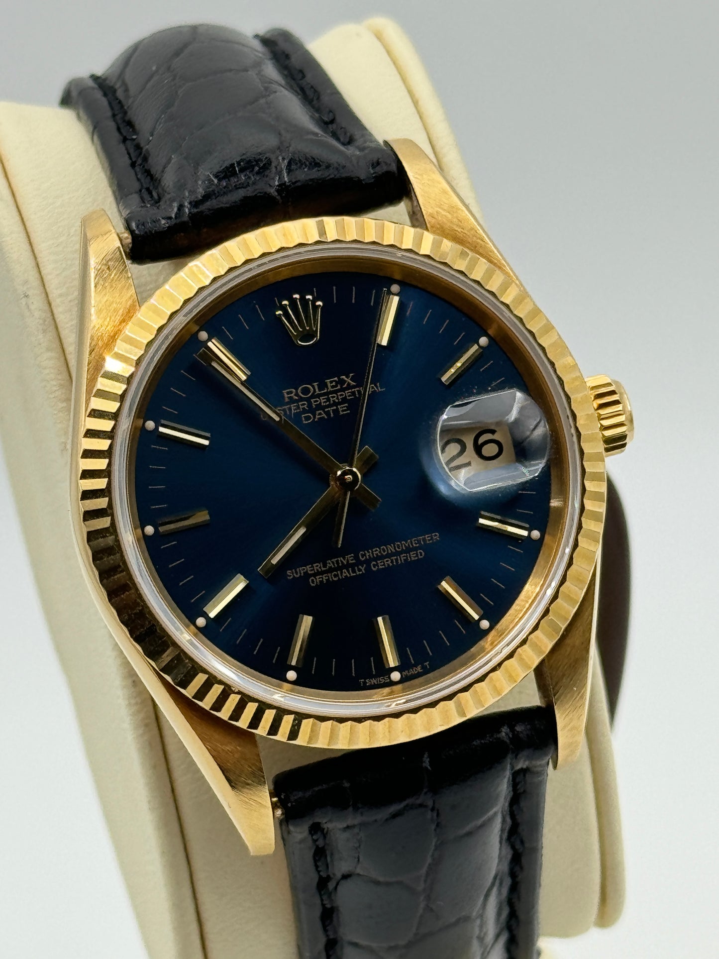 Descrizione Rolex Oyster Perpetual Date 15238 18kt
