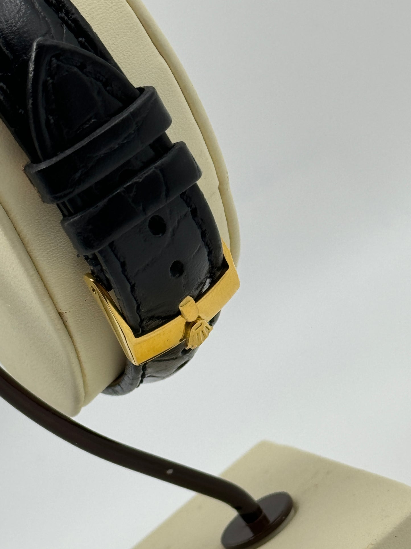 Descrizione Rolex Oyster Perpetual Date 15238 18kt