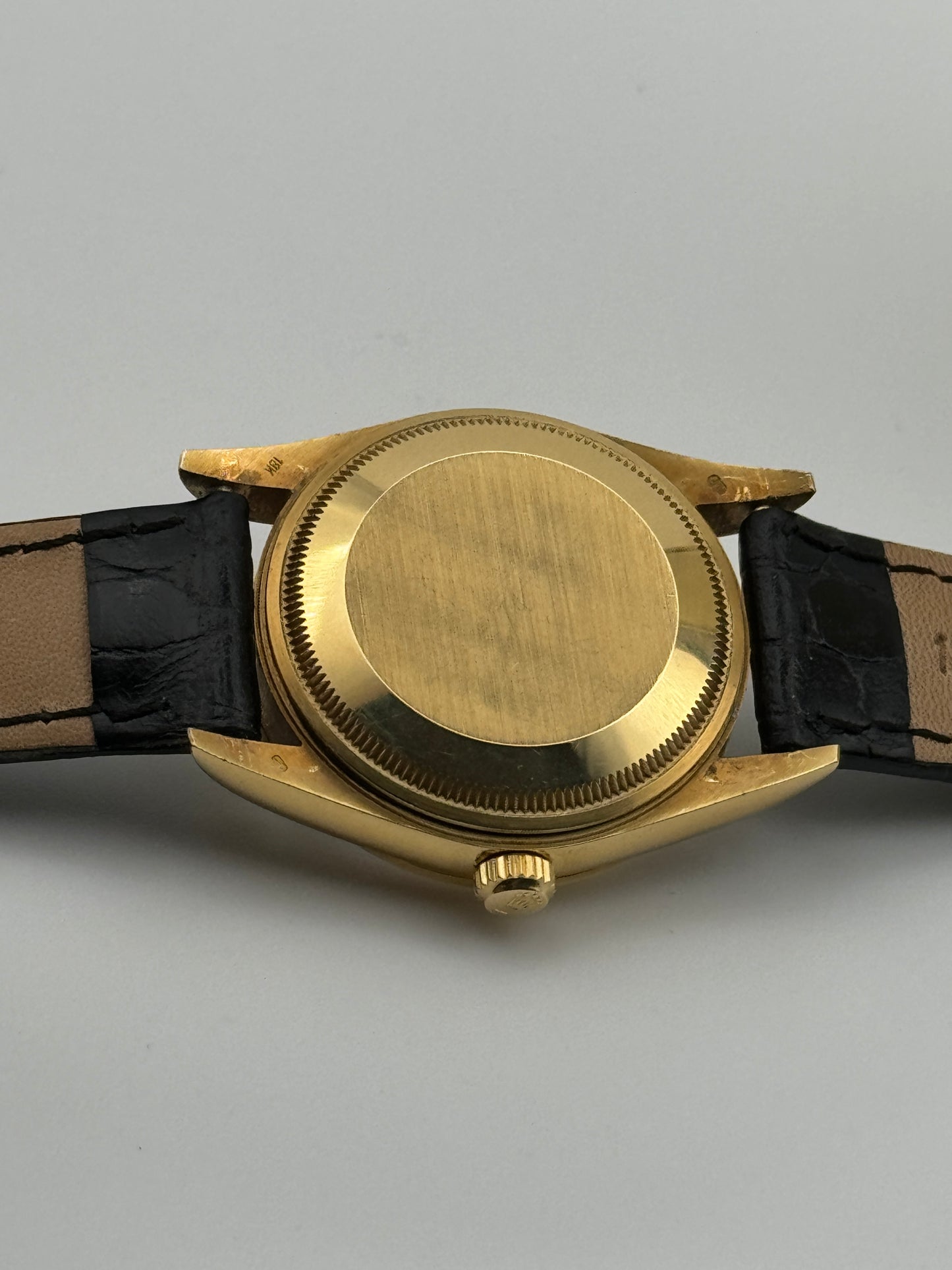Descrizione Rolex Oyster Perpetual Date 15238 18kt