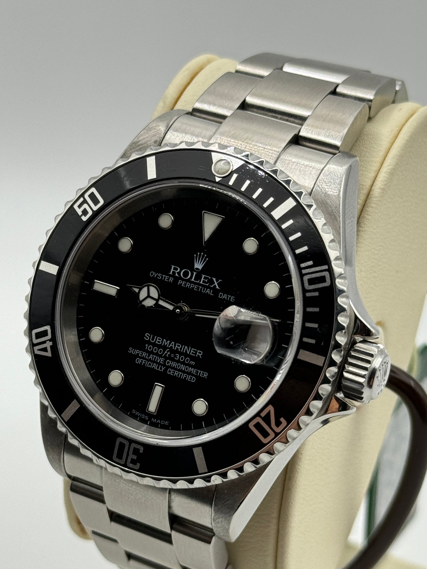 Rolex Submariner Date 16610