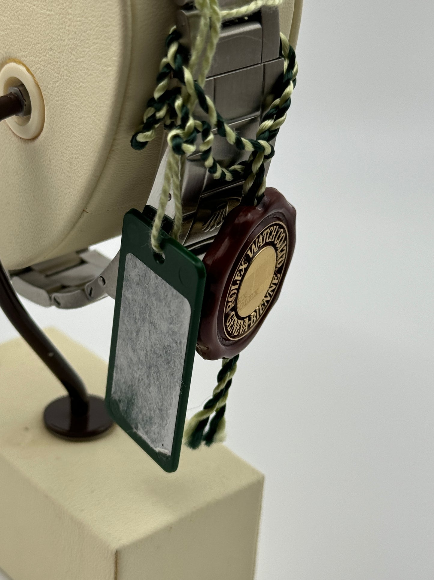 Rolex Submariner Date 16610