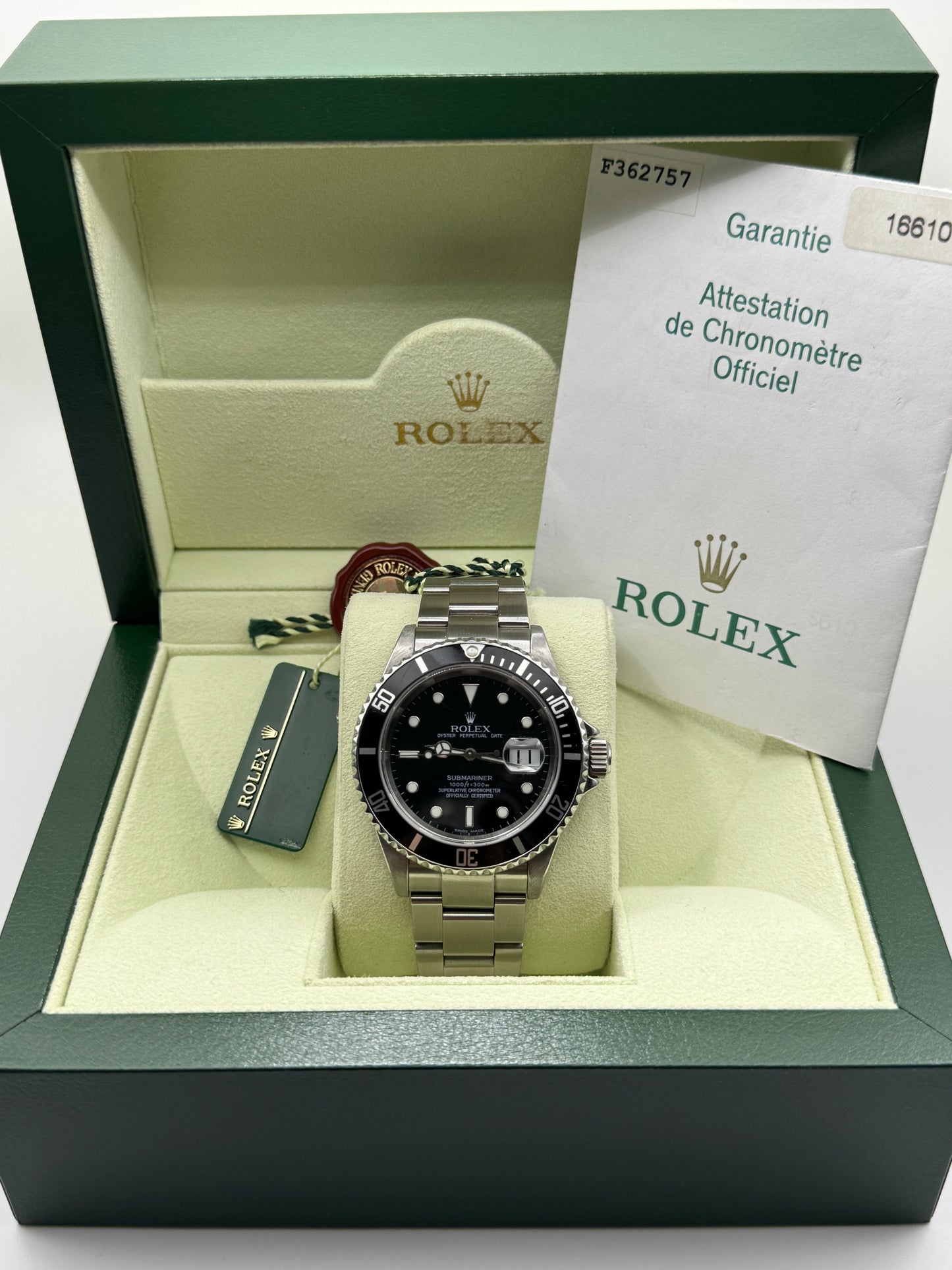 Rolex Submariner Date 16610