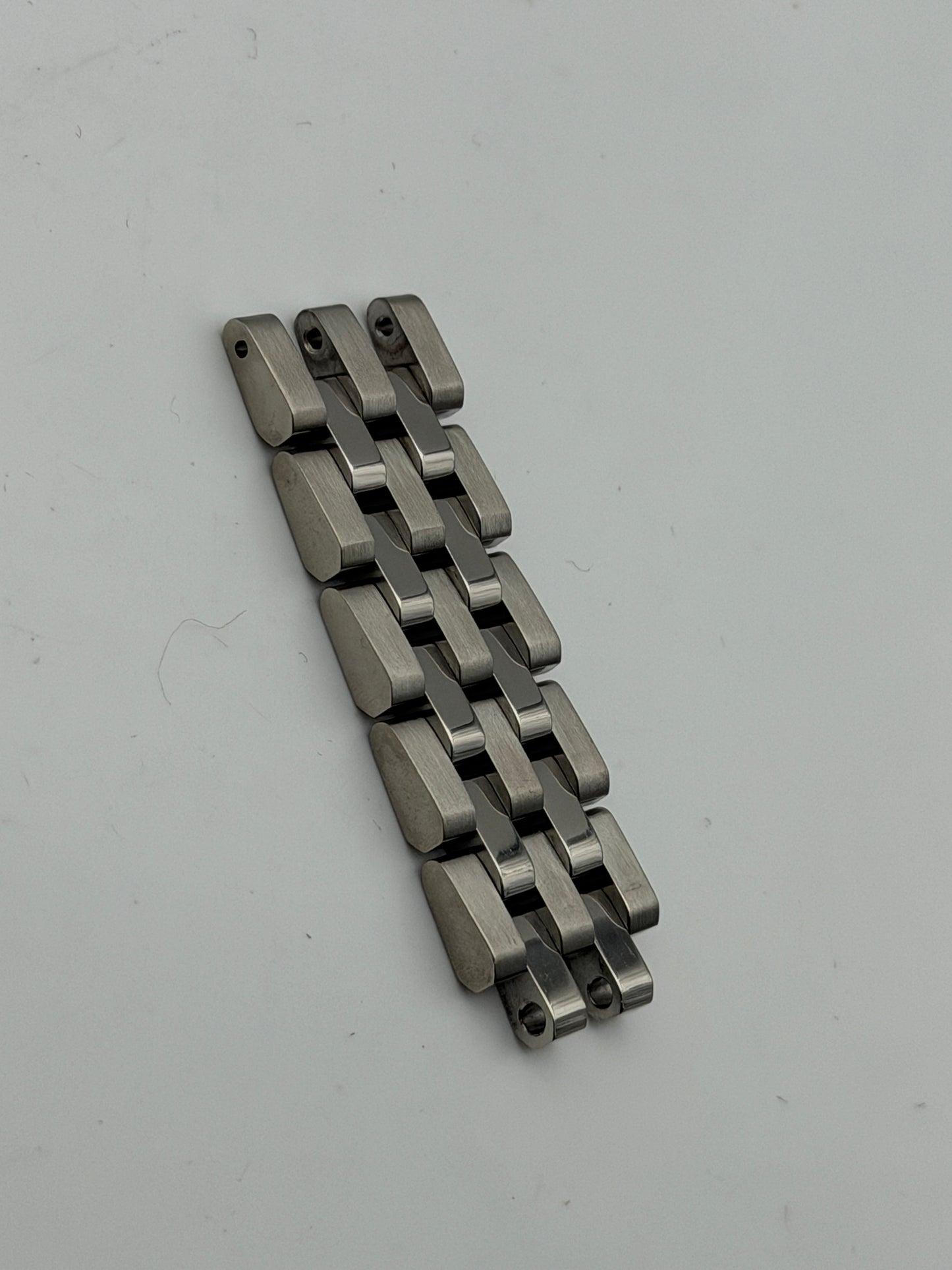 sector 17mm maglia link