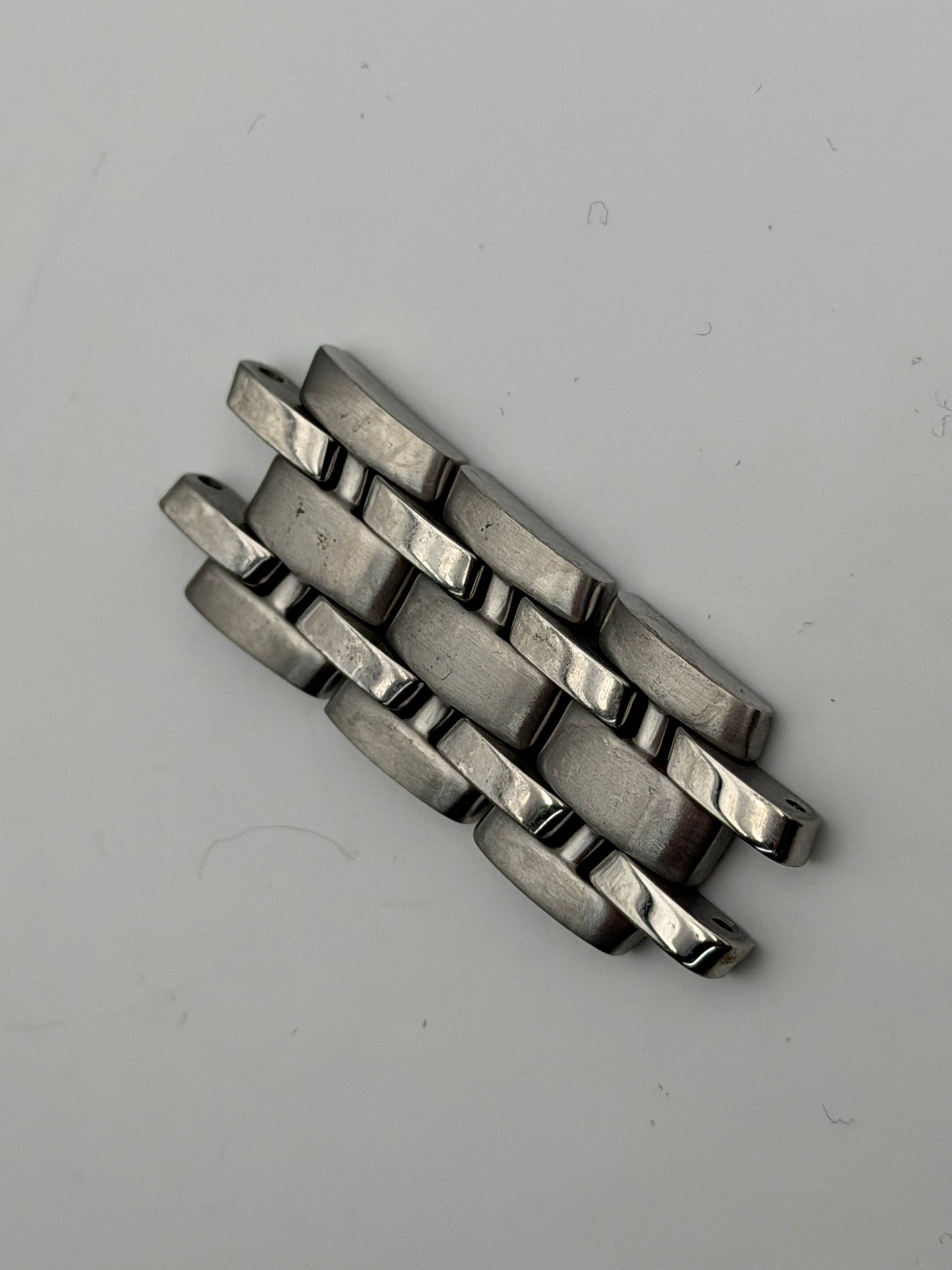 sector 16mm maglia link