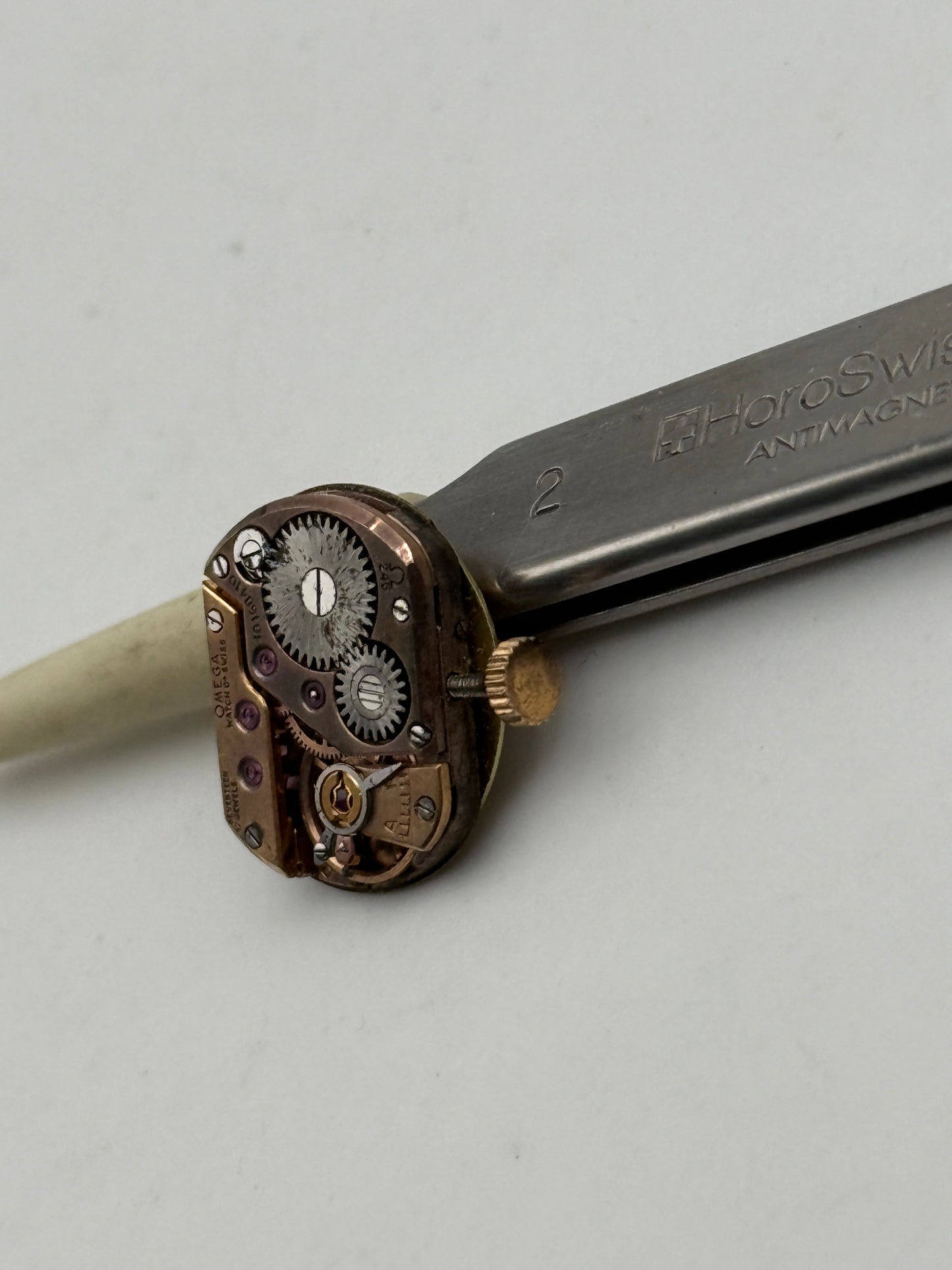 omega 245 movement movimento