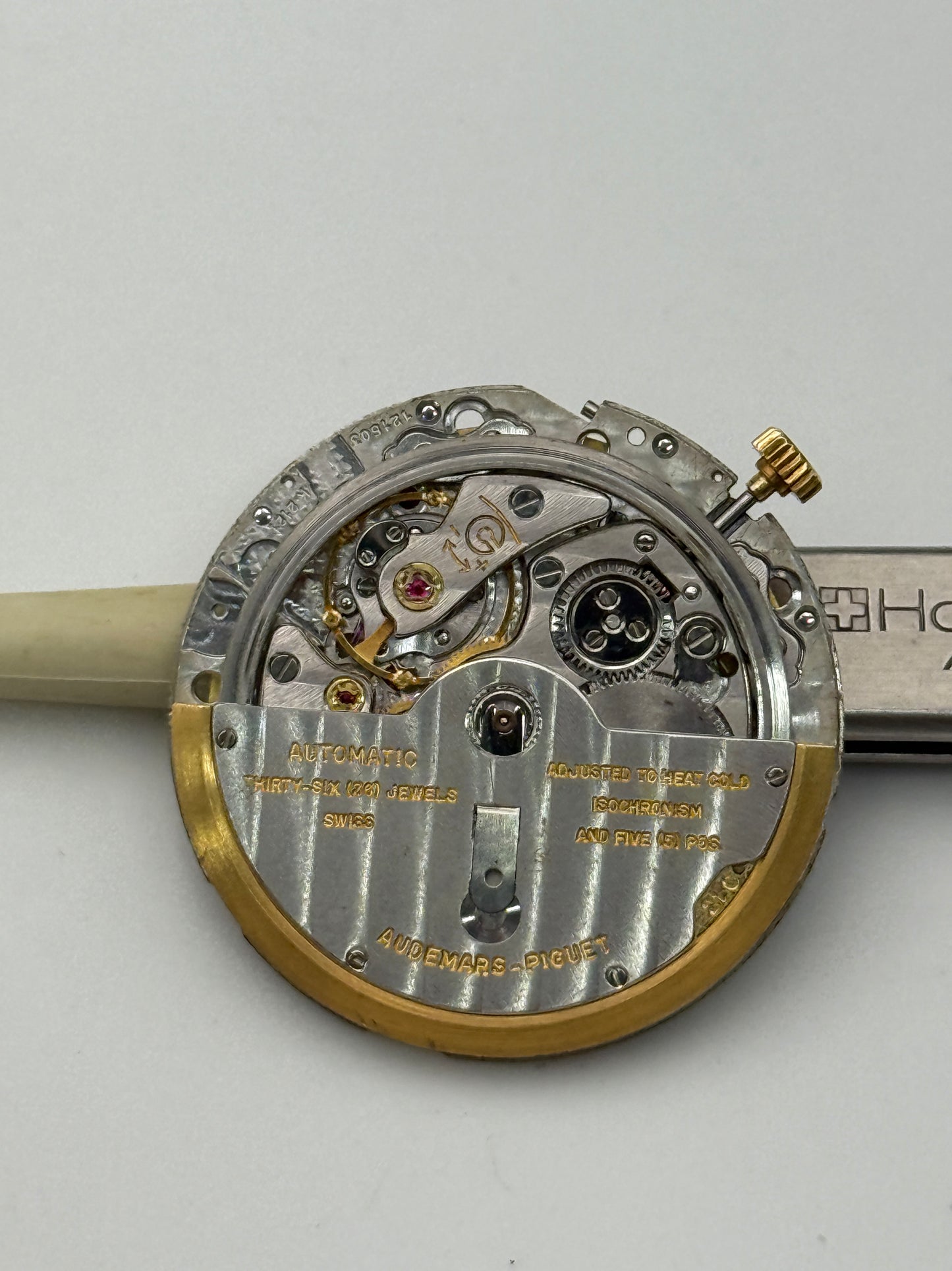 audemars piguet royal oak k2121 movement movimento automatic 21kt