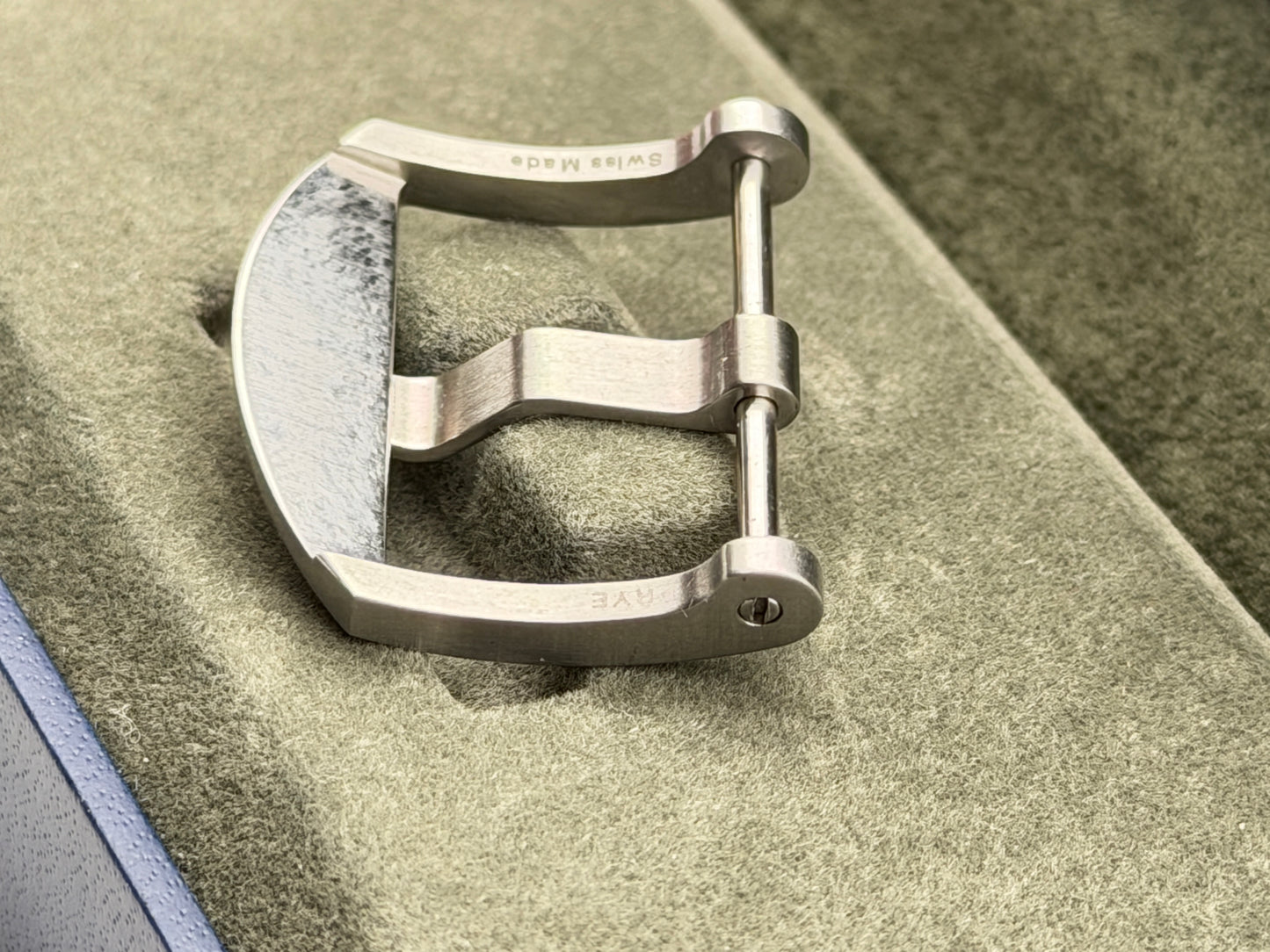 panerai 22mm fibbia buckle NOS swiss made genuine box