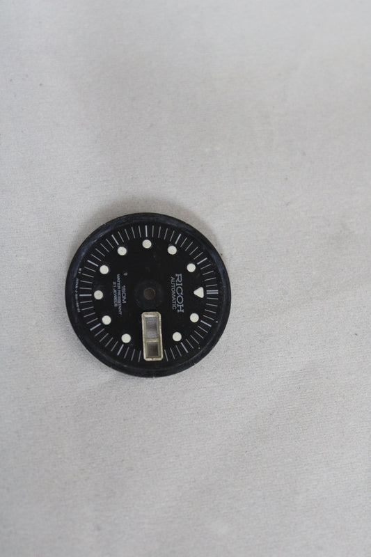 ricoh 150m automatic black quadrante dial 28mm