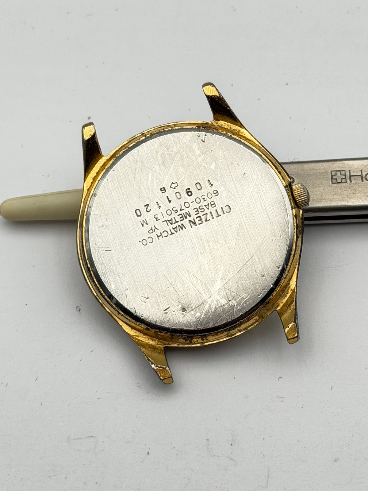 citizen quartz 32mm 6030-0705013