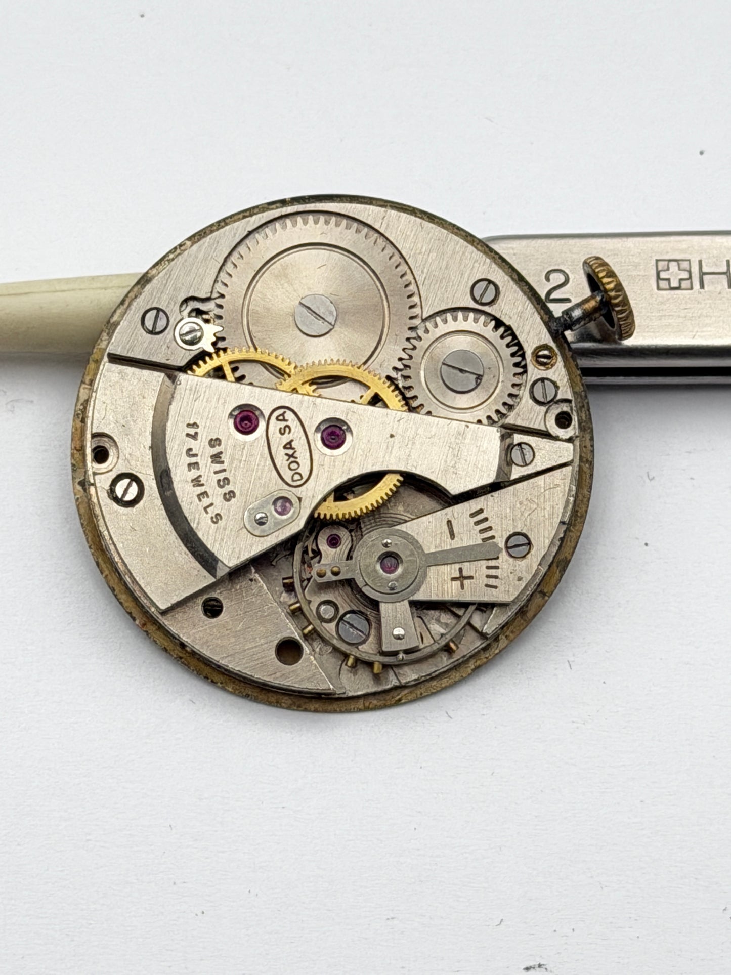 doxa sa vintage movement movimento military
