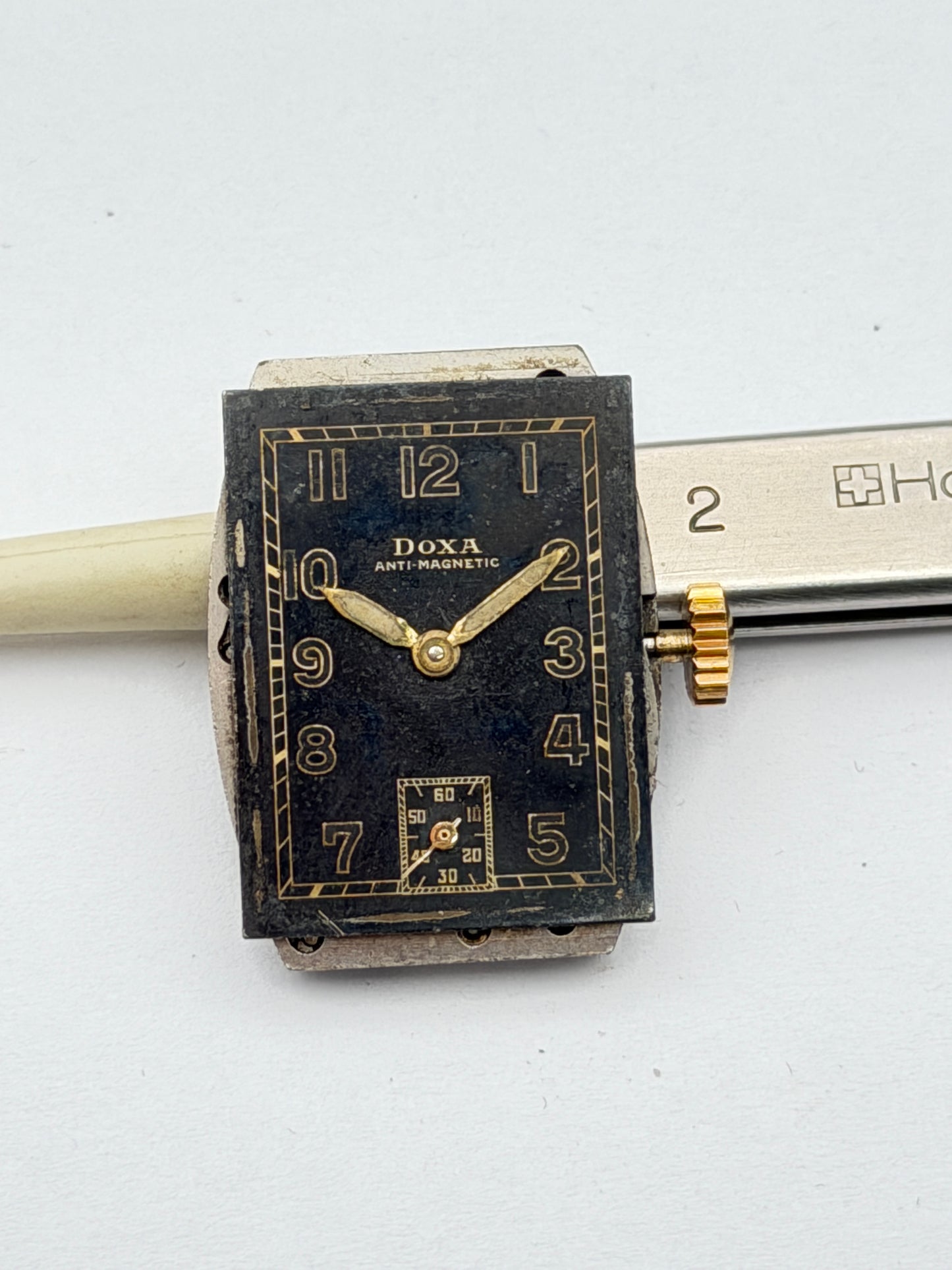 doxa military art decò black movement movimento