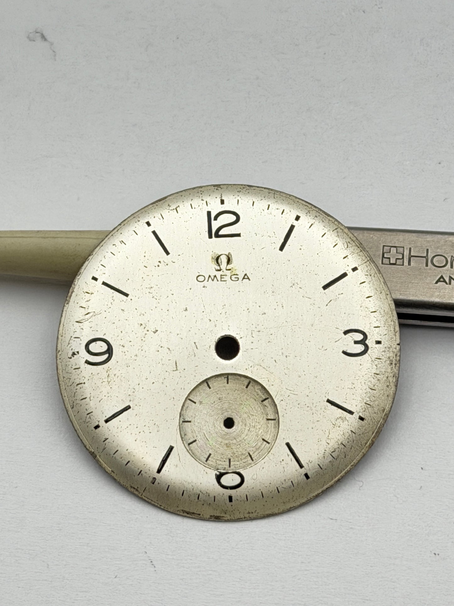 omega 33.2mm dial quaderante
