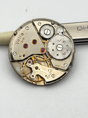Wyler Vetta 210 movement movimento