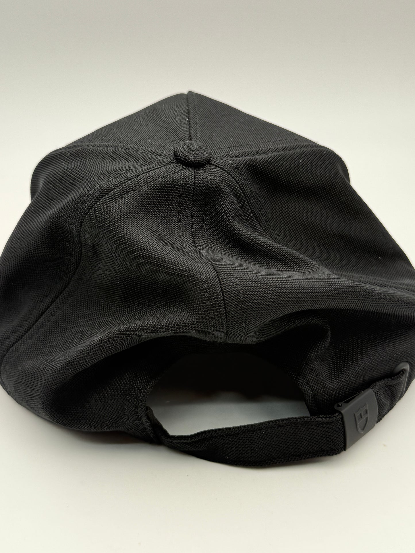 tudor berretto cappello caps born to dare new gadget accessories  nuovo new