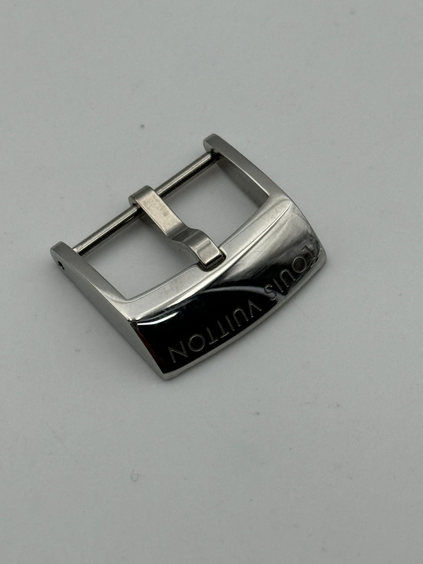 Louis Vuitton fibbia buckle 18mm diver automatic