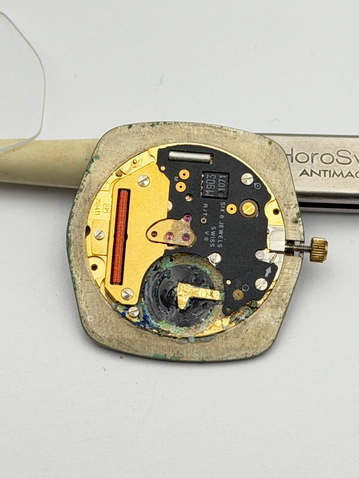 schiop watch eta 255.411 quartz movement movimento