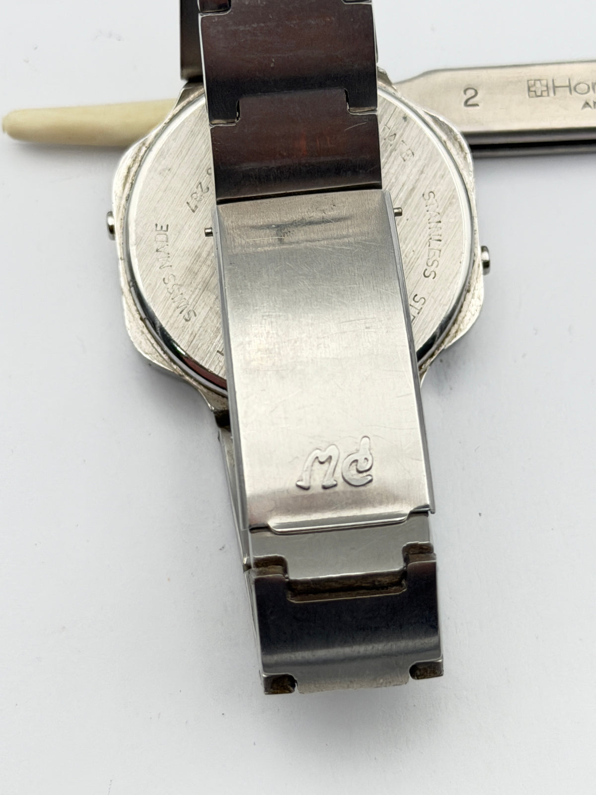 philip watch lcd 37mm