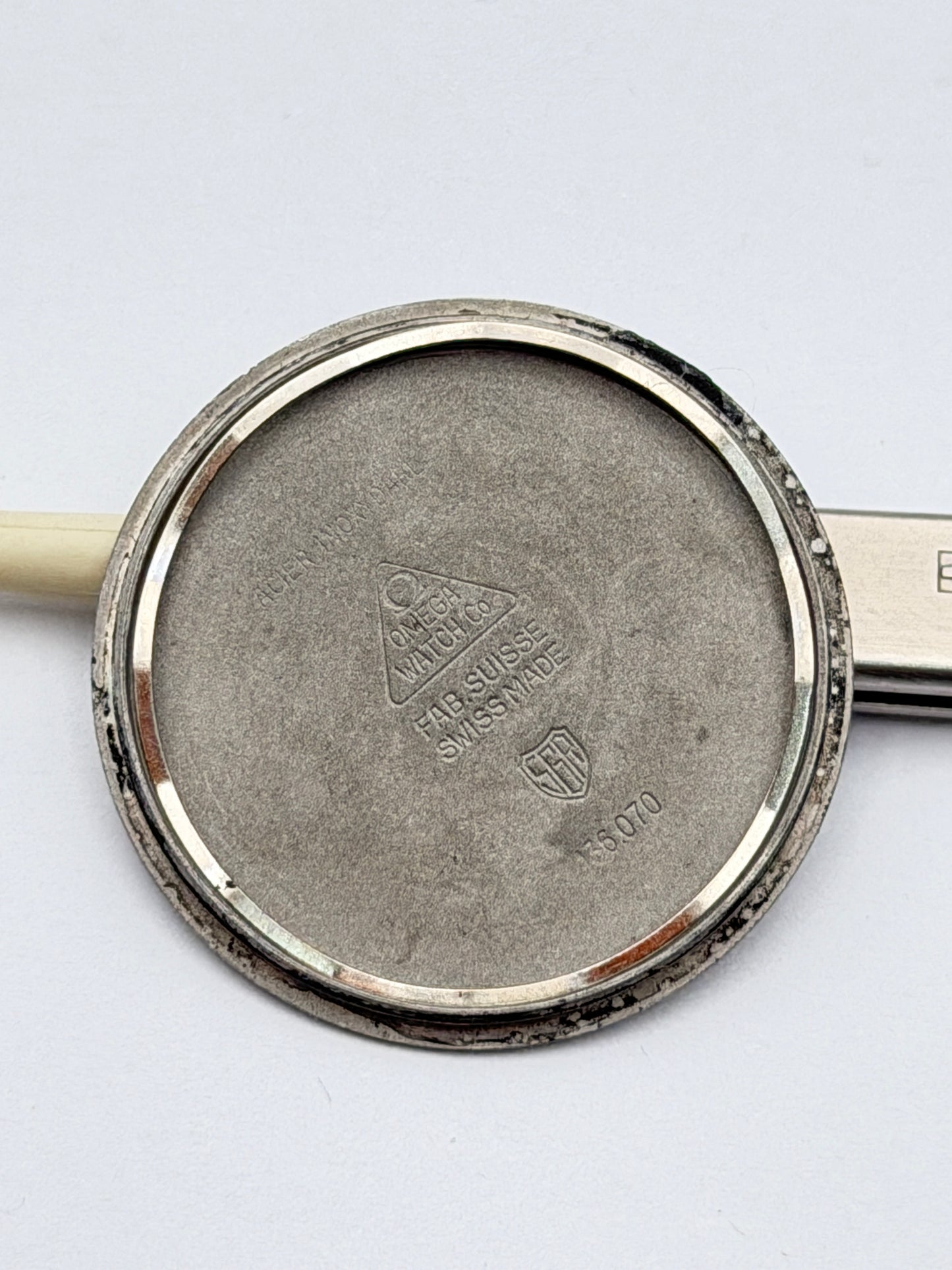 omega nos 136.070 fondello caseback