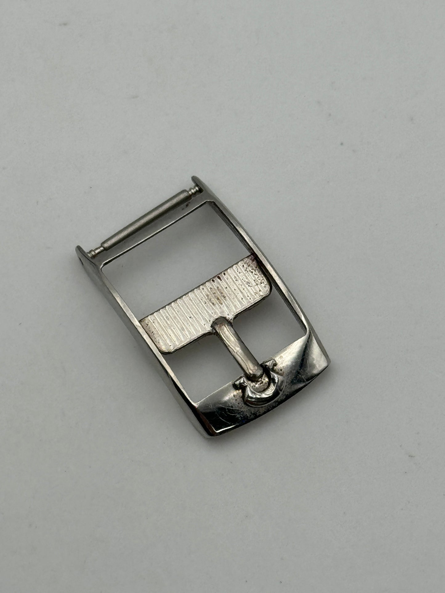 Omega  fibbia
