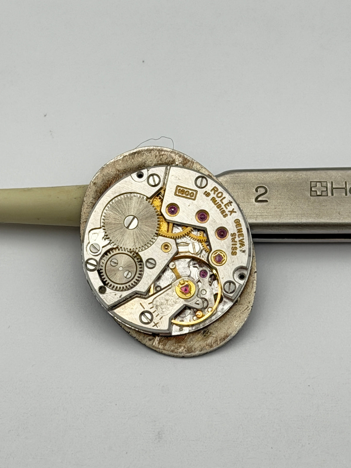 rolex cellini black 1600 movement movimento
