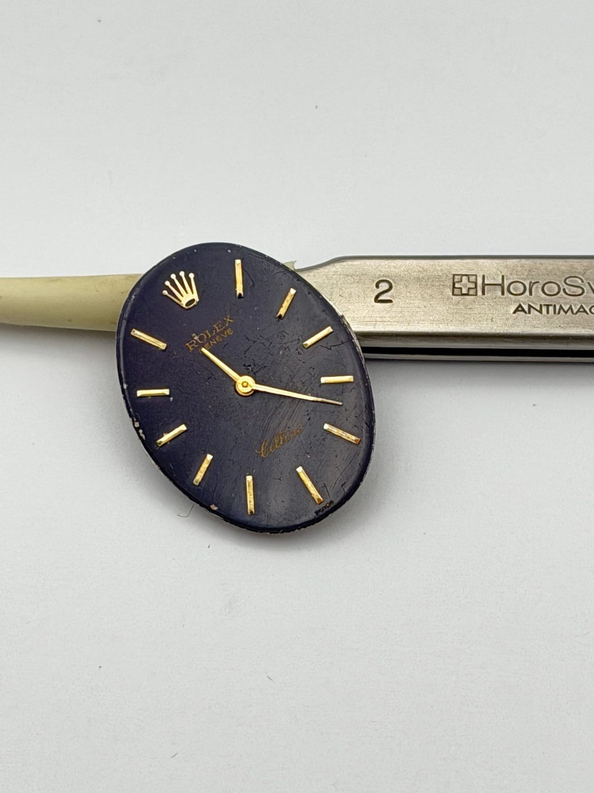 rolex cellini black 1600 movement movimento