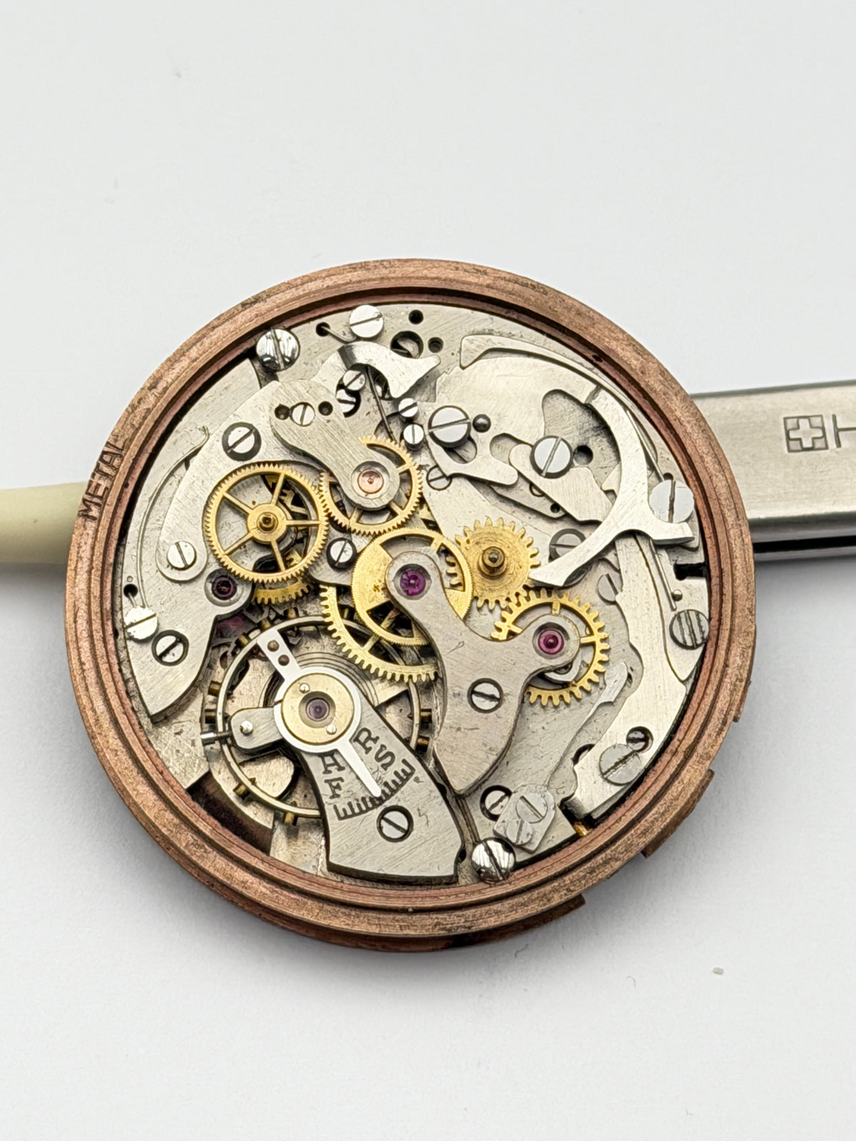 chrongrpahe suisse landeron 48 chronograph movement movimento