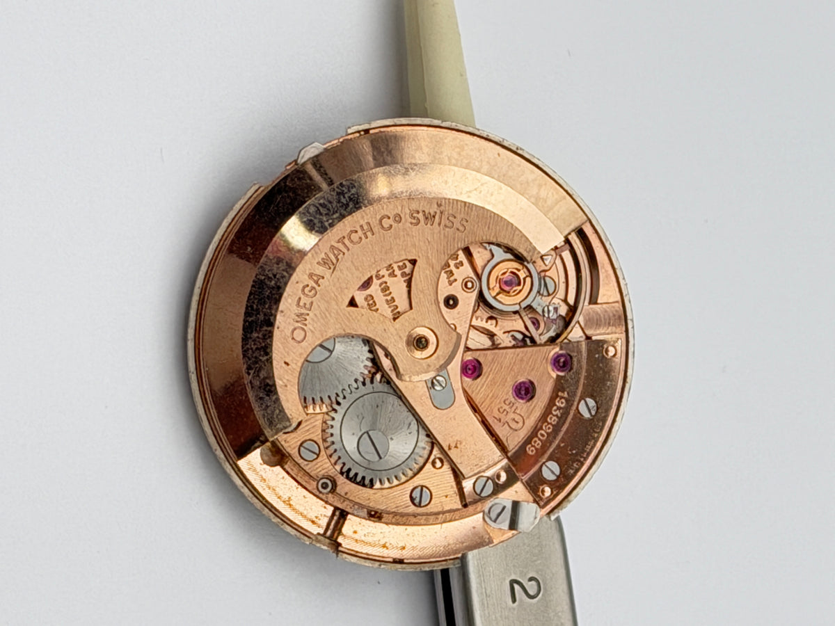 omega constellation pie pan 551 automatic movement movimento