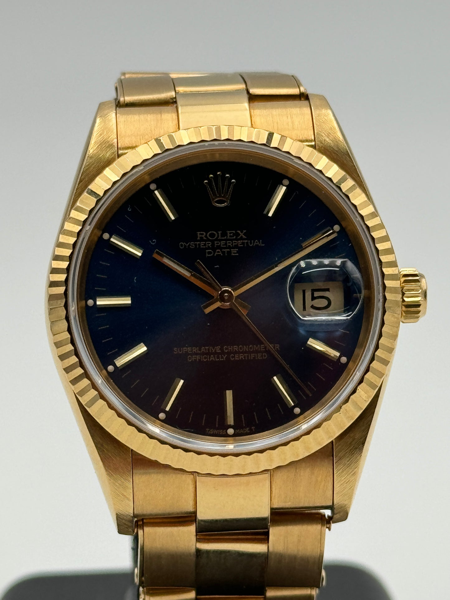 Rolex Oyster Perpetual Date 15238 full gold