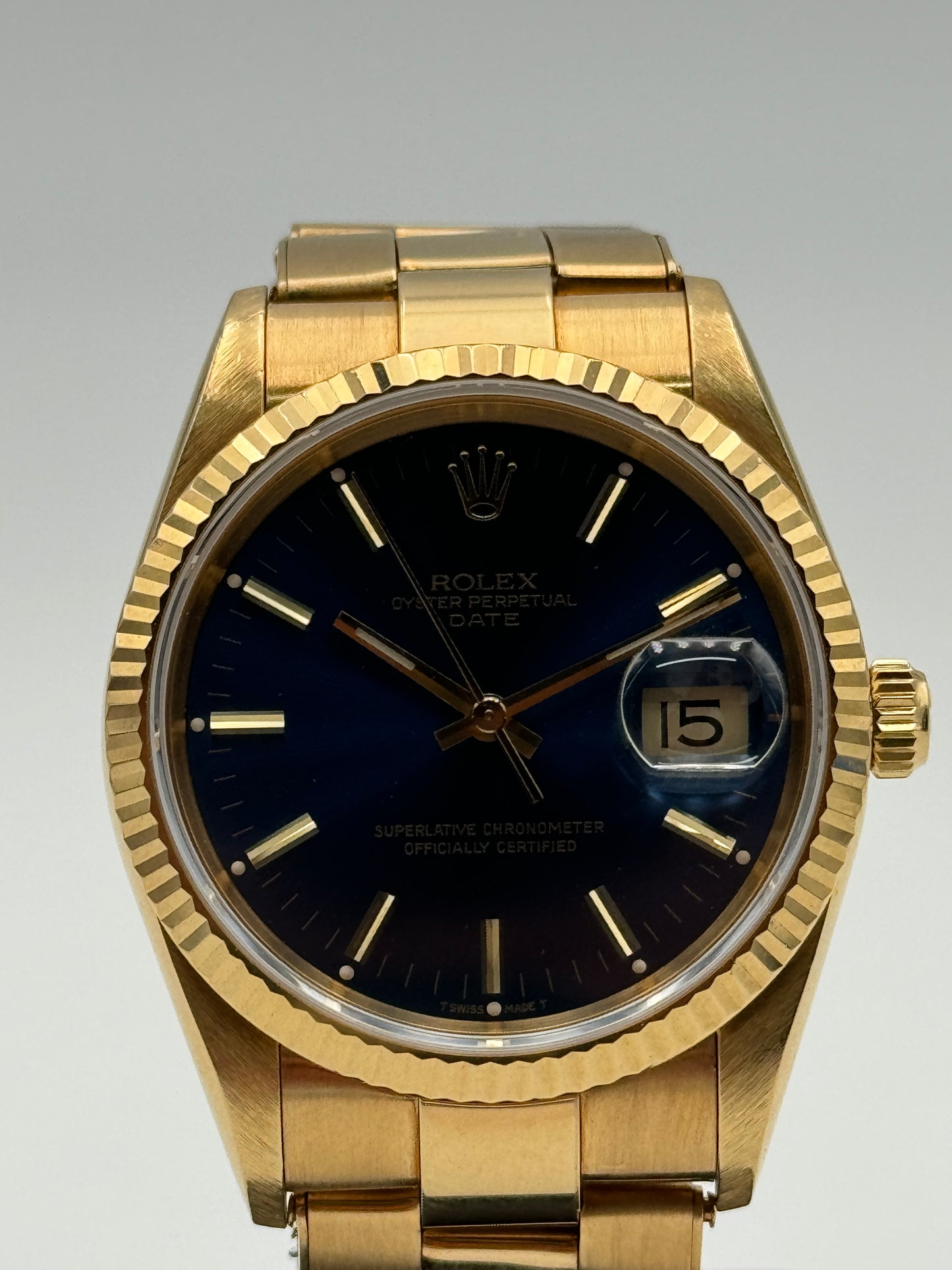 Rolex Oyster Perpetual Date 15238 full gold