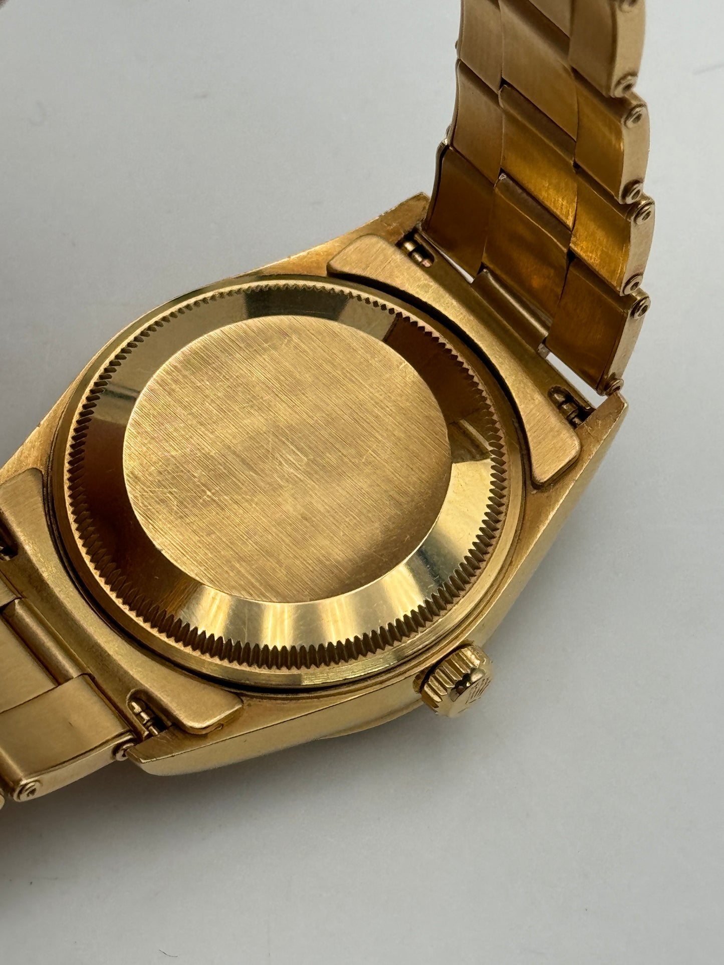 Rolex Oyster Perpetual Date 15238 full gold