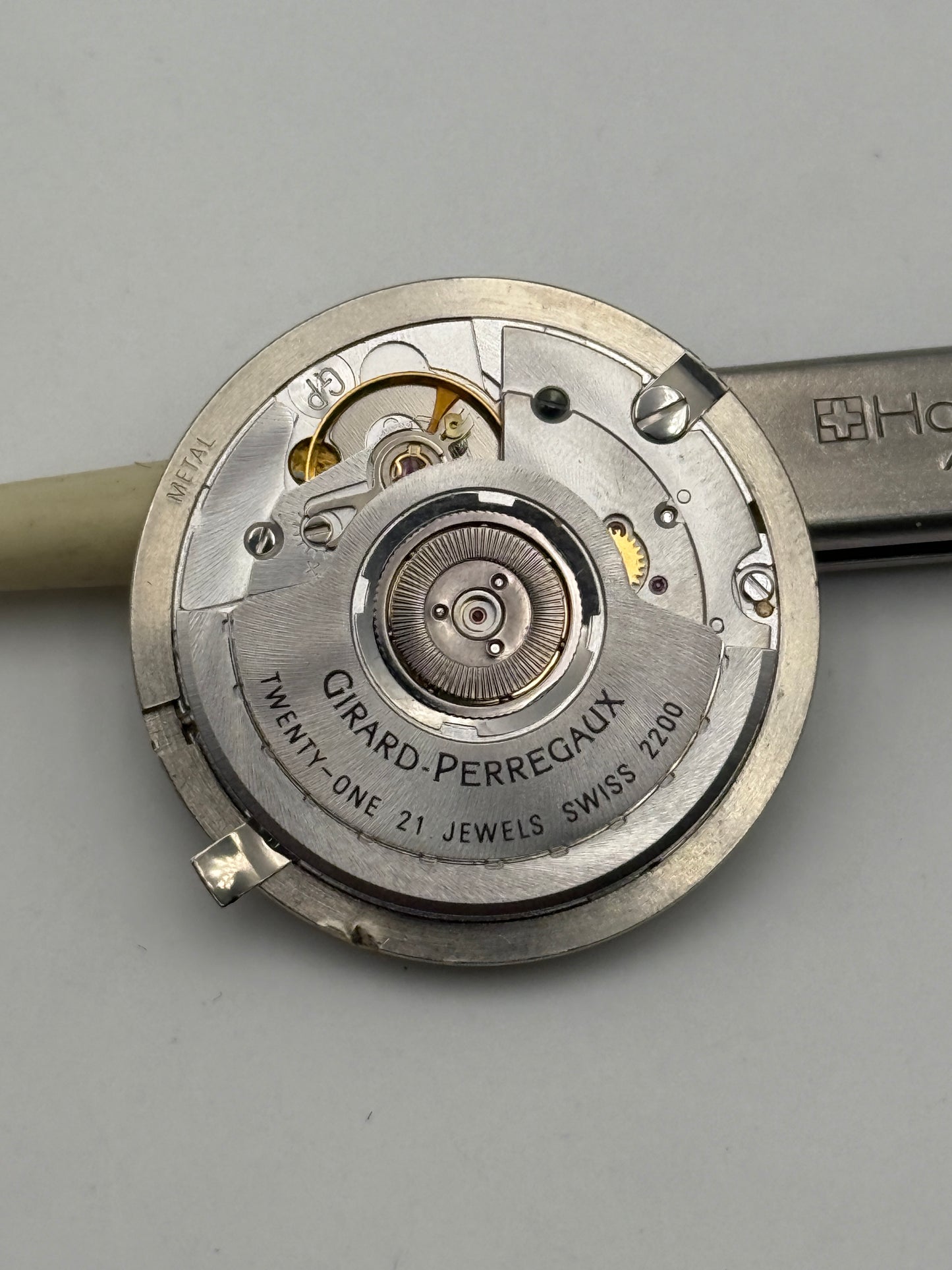 girard perregaux 2200 eta 2892 movement movimento