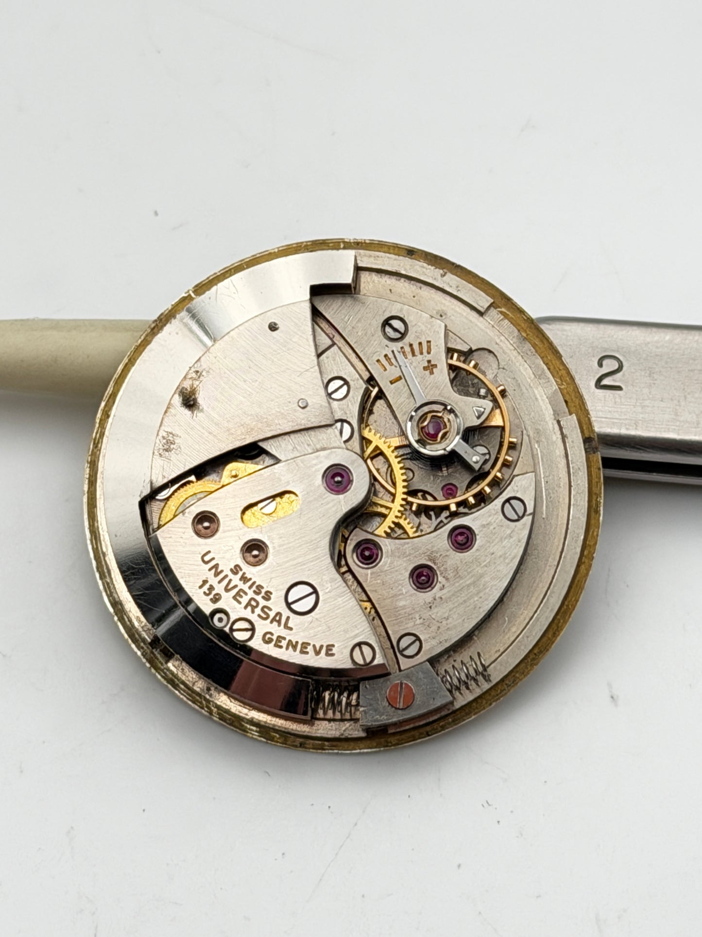universal geneve 139 bumper automatic movement movimento